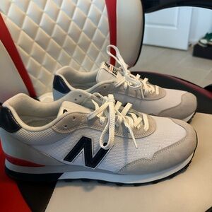 New Balance Men's White and Navy Sneakers